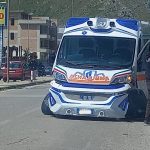 MONDRAGONE –  Scontro fra auto e ambulanza in via Castel Volturno – IL VIDEO